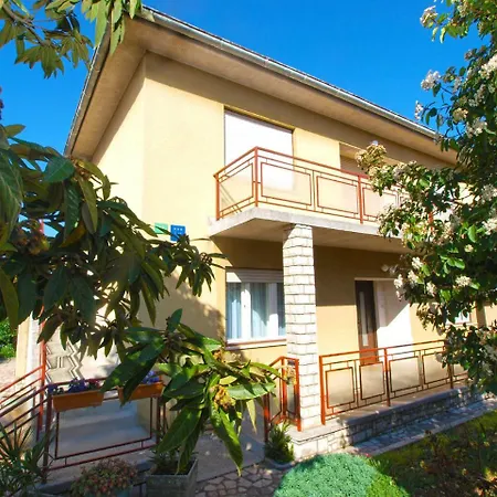 Ondina 1827 Apartmán