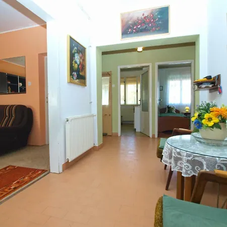 Ondina 1827 Apartment Pula