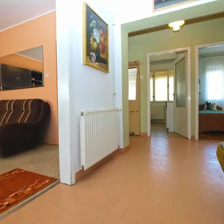Apartment Ondina 1827