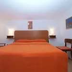 Ondina 1827 * Pula